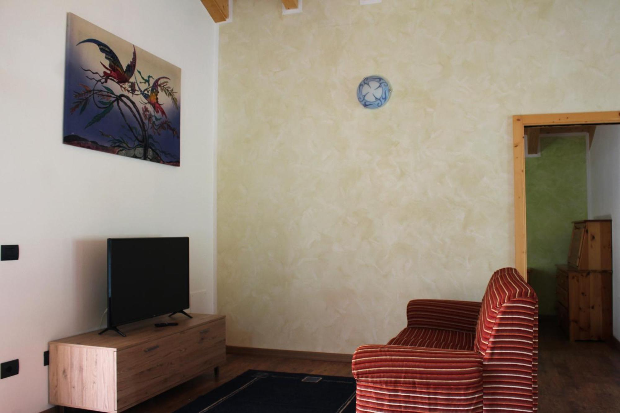 Appartamento Vacanze Bordala Ronzo-Chienis Exterior foto